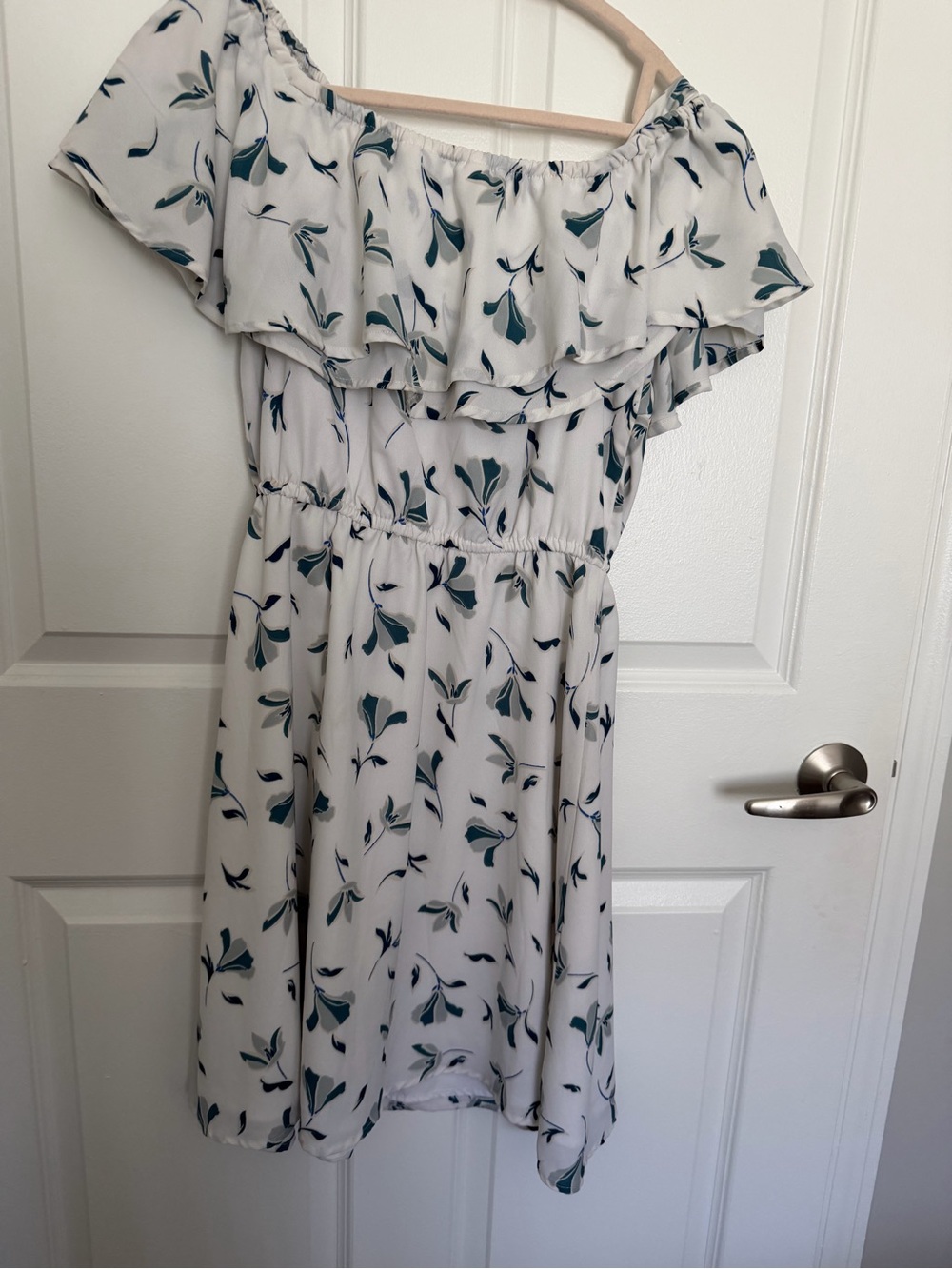 Off-Shoulder Floral Dress in White with Teal Leaf Print